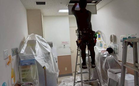 岐阜県岐阜市　医療施設内　除カビ除菌処理作業